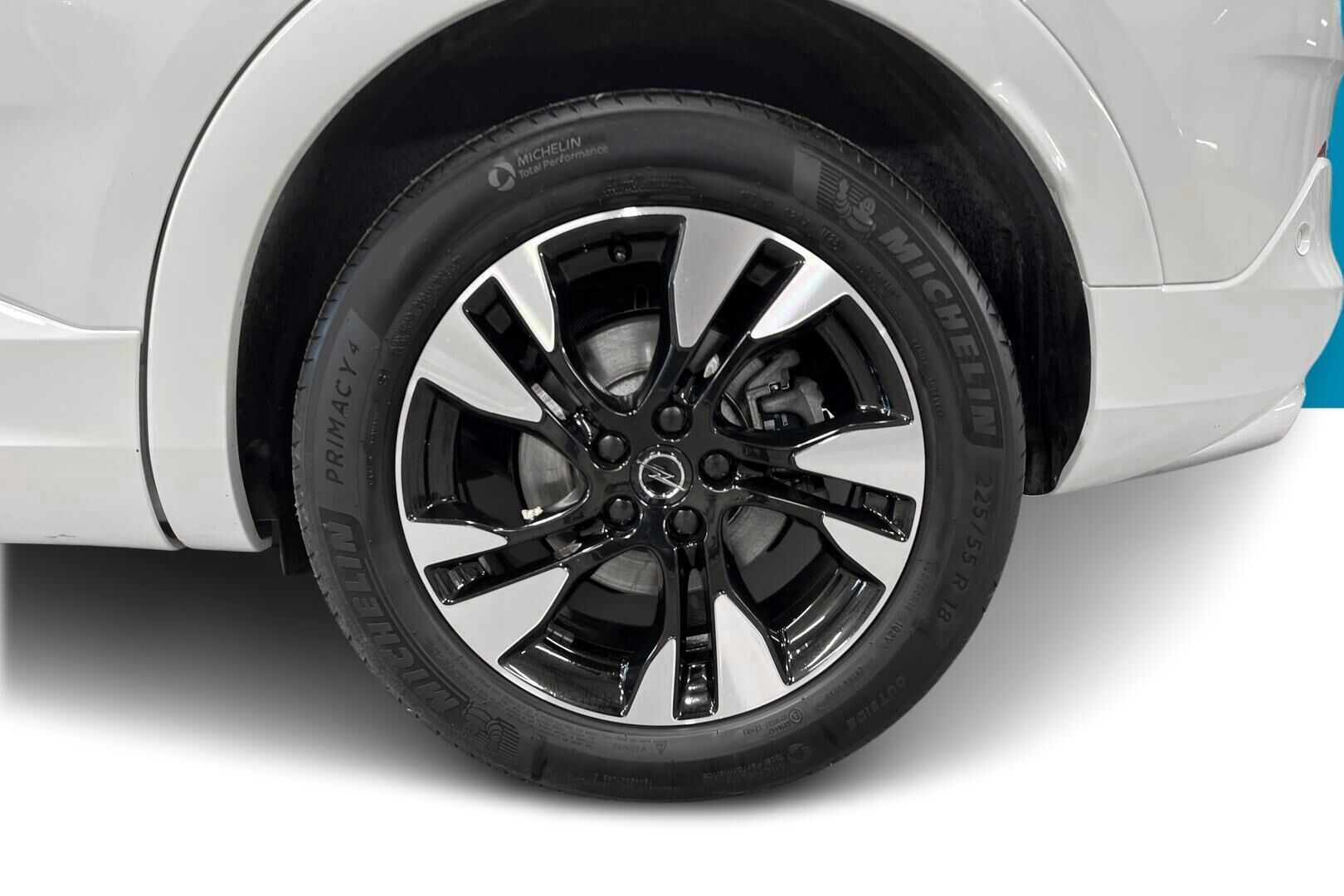 Opel Grandland iso kuva 12