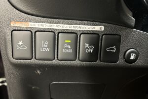 Mitsubishi Outlander PHEV esikatselu 19