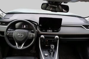 Toyota RAV4 esikatselu 2