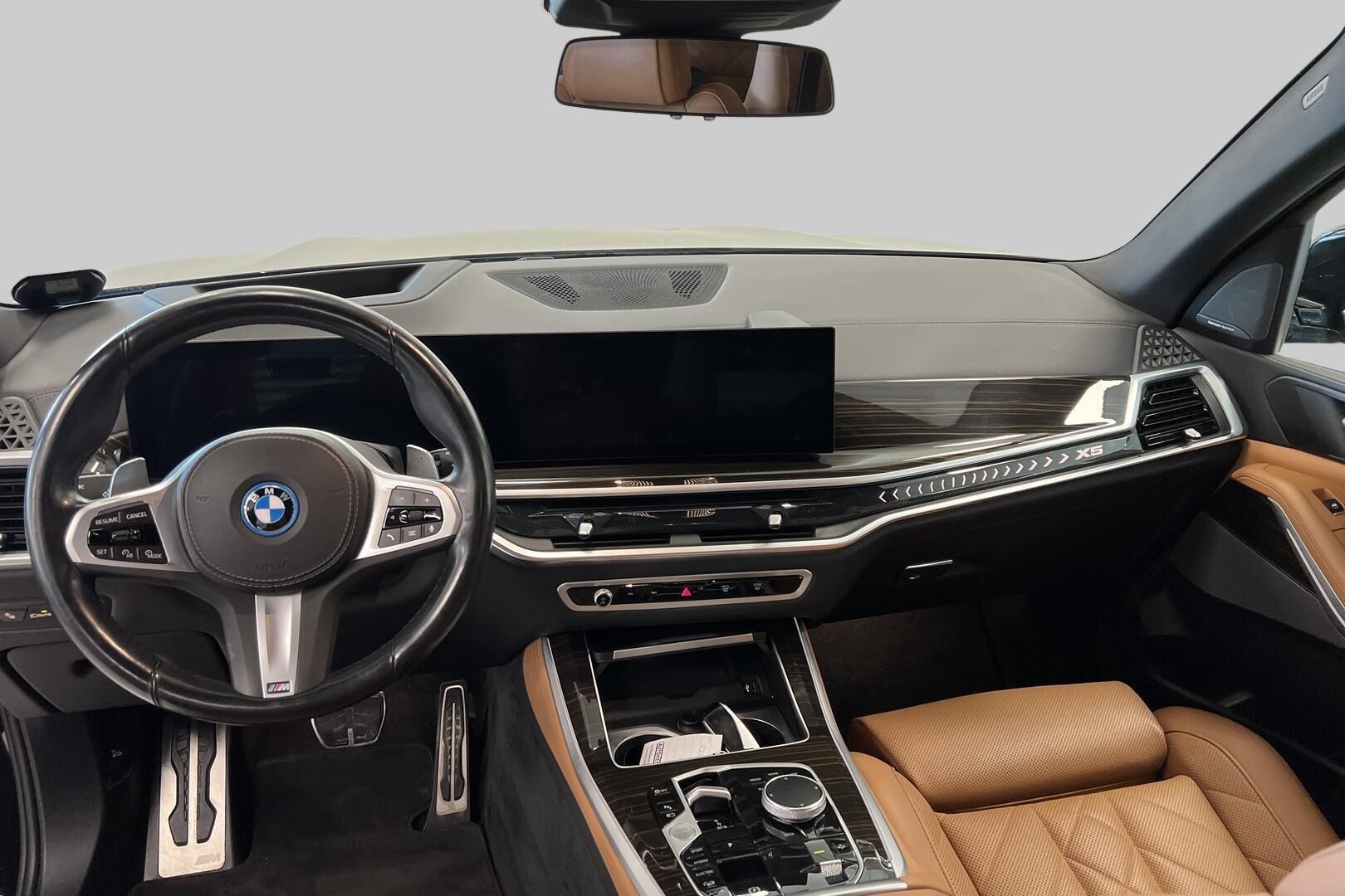 BMW X5 iso kuva 9