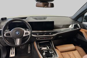 BMW X5 esikatselu 9