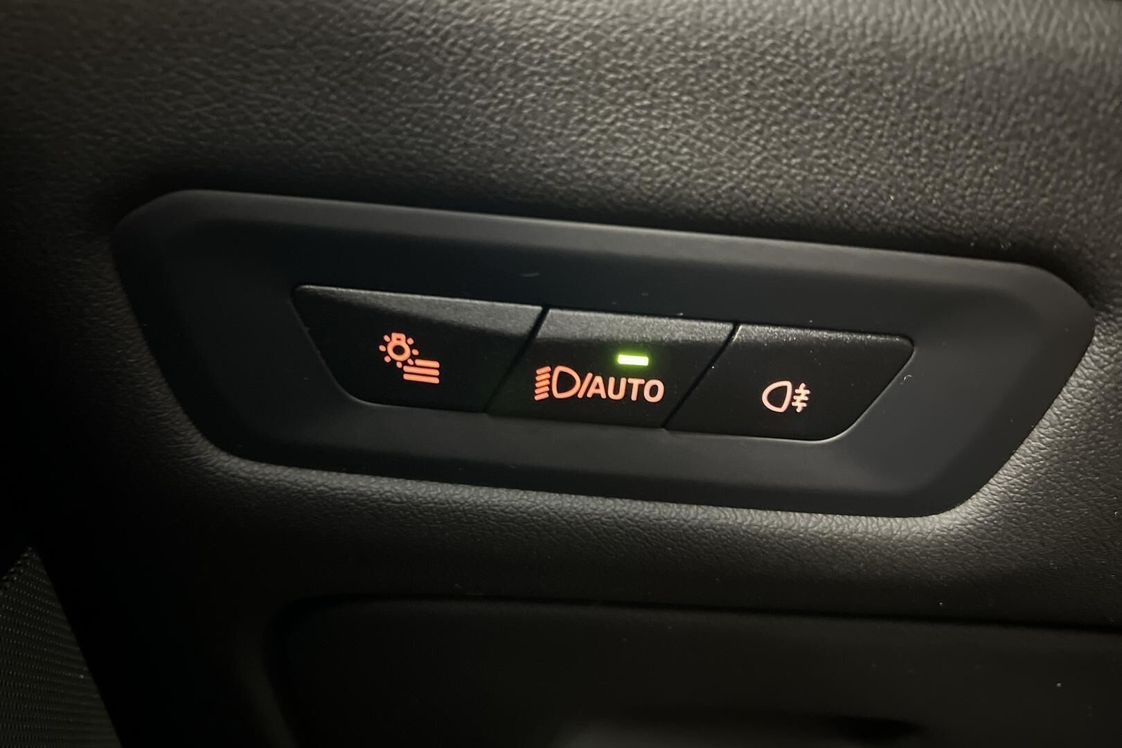 BMW X5 iso kuva 15
