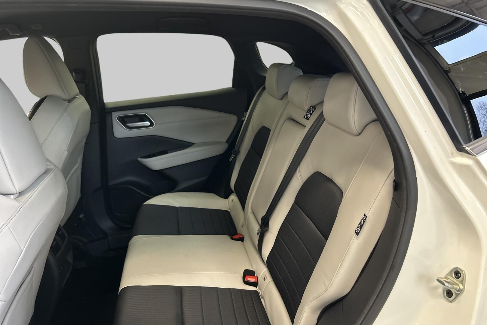 Nissan Qashqai iso kuva 9