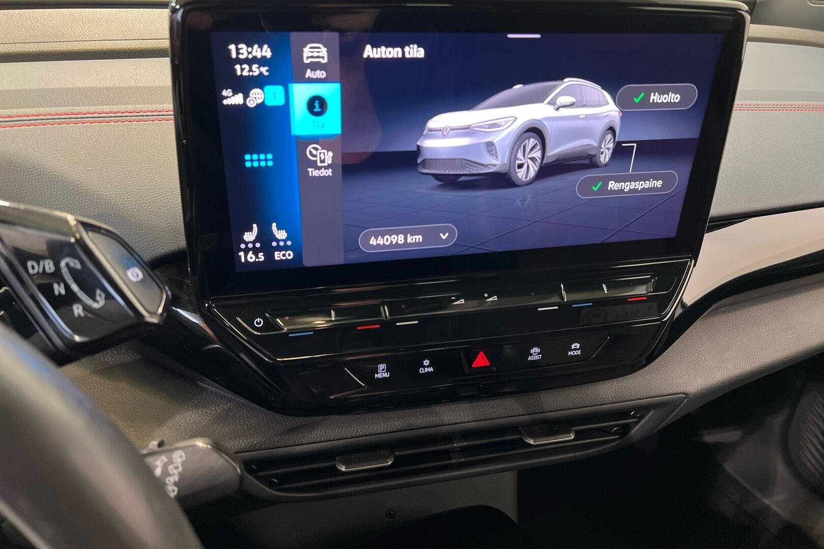 VOLKSWAGEN ID.4 iso kuva 16