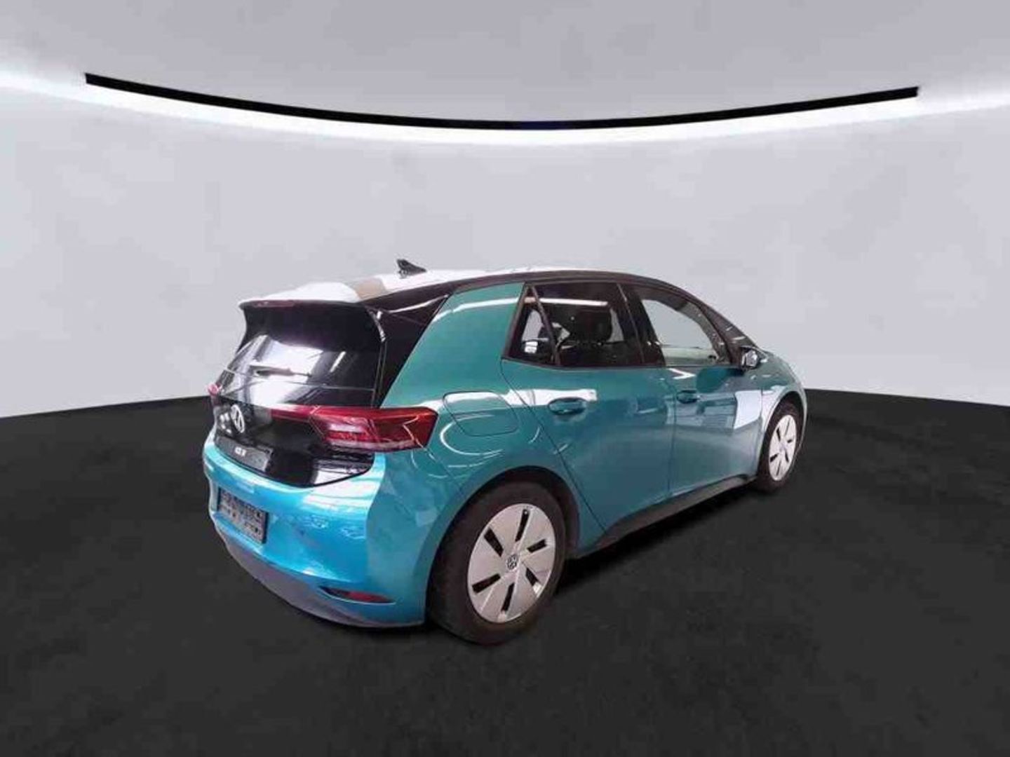 VOLKSWAGEN ID.3 iso kuva 1
