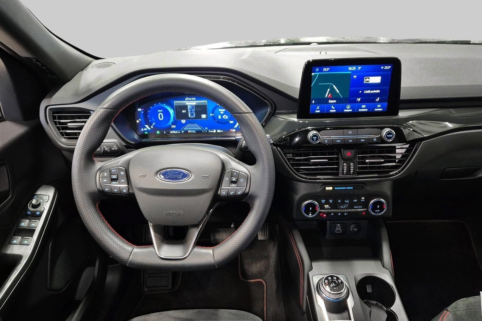 FORD KUGA iso kuva 1