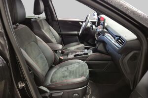 FORD KUGA esikatselu 3
