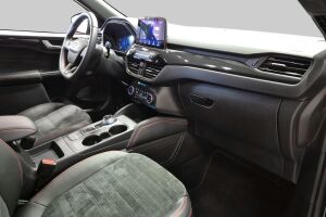 FORD KUGA esikatselu 4
