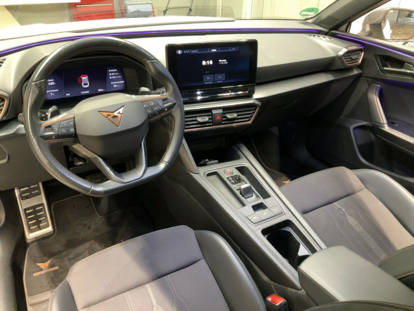 CUPRA LEON SPORTSTOURER iso kuva 1