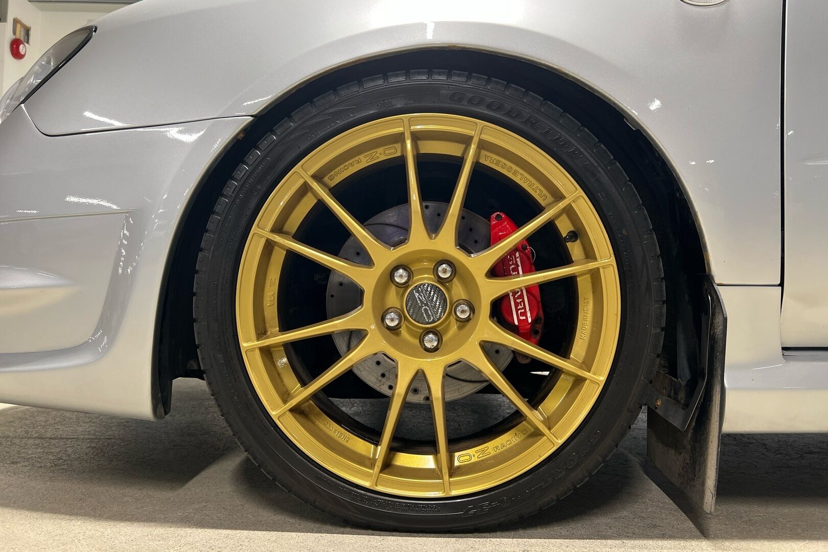 Subaru Impreza iso kuva 15