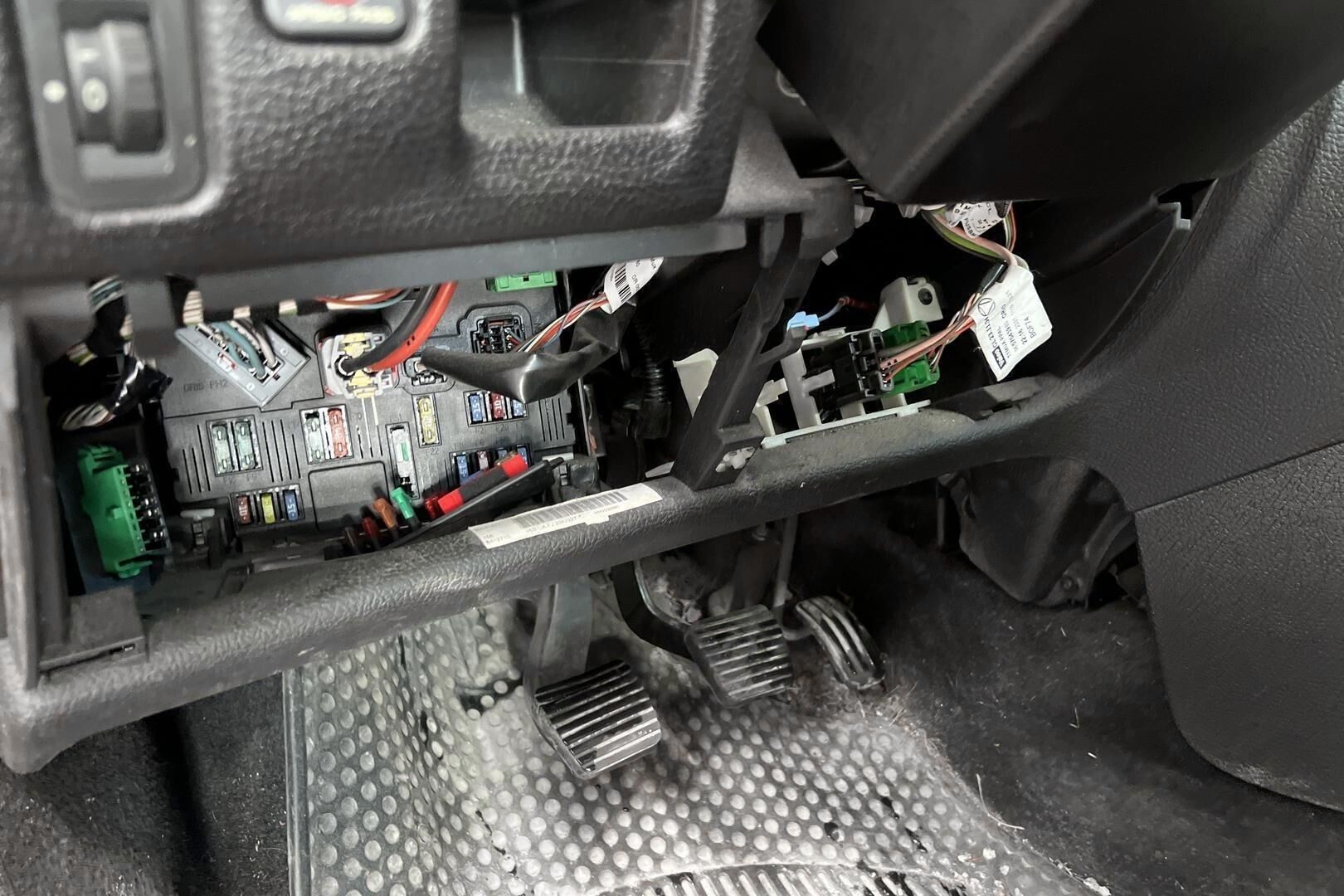 Peugeot 206 iso kuva 23