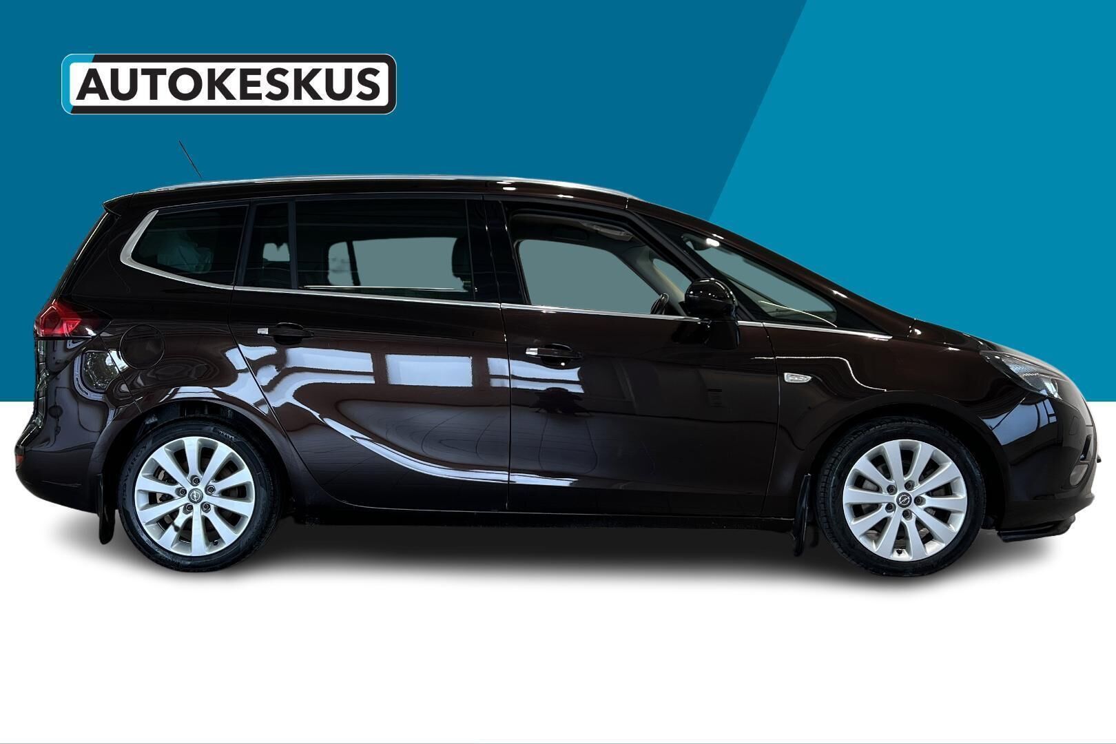 Opel Zafira Tourer iso kuva 5