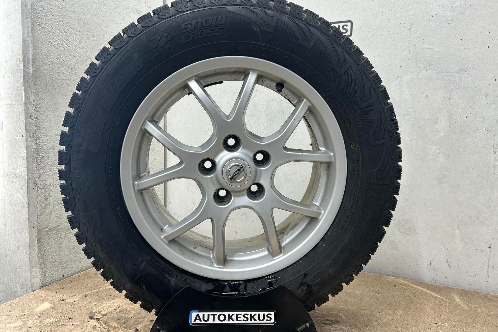 Nissan Qashqai+2 iso kuva 13