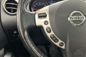 Nissan Qashqai+2 esikatselu 15