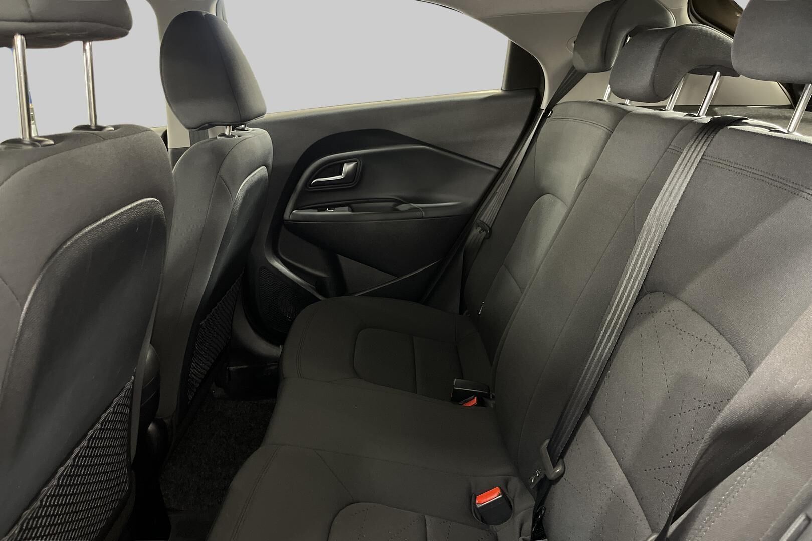 Kia Rio iso kuva 10