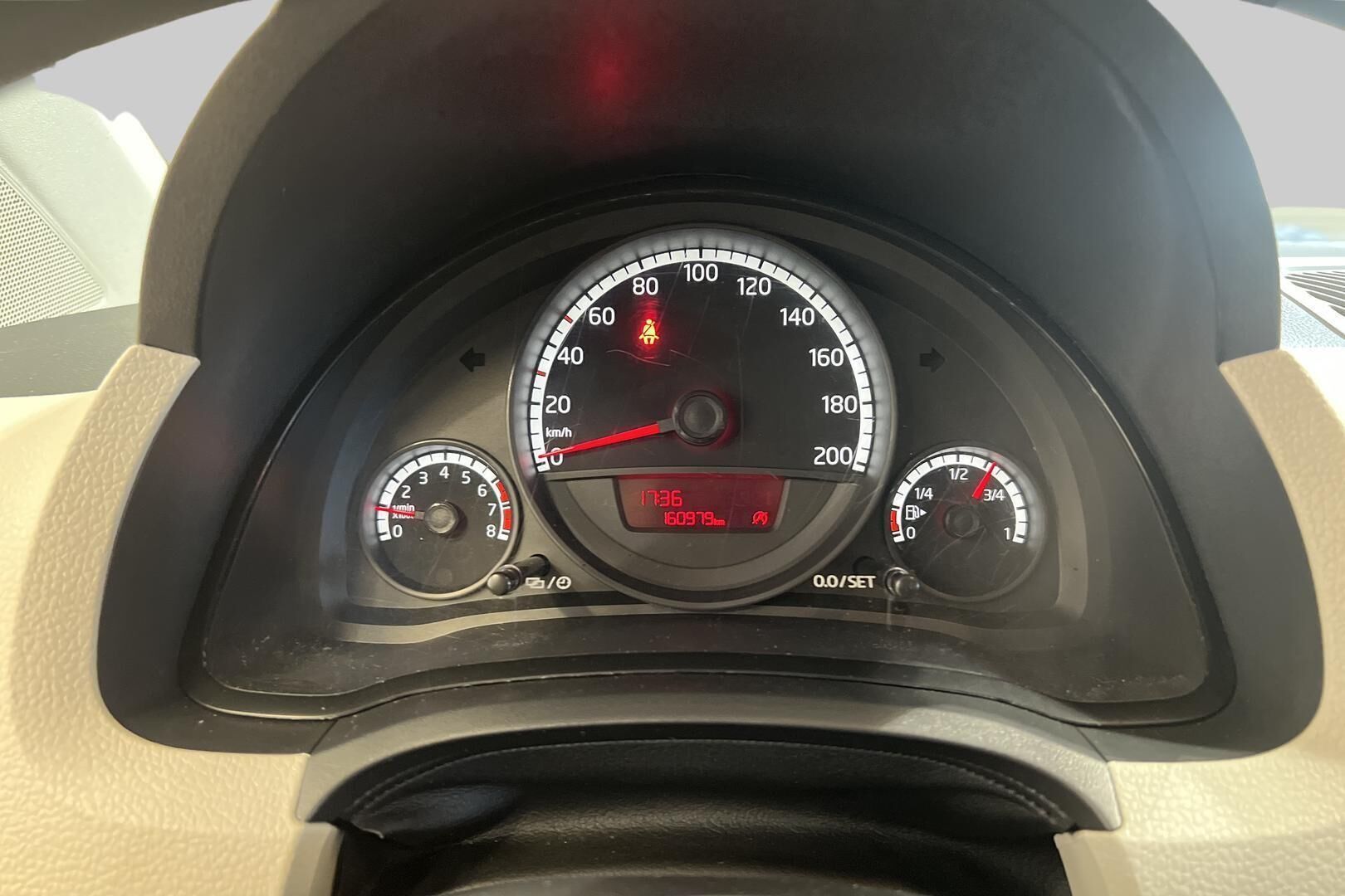 Volkswagen up! iso kuva 13
