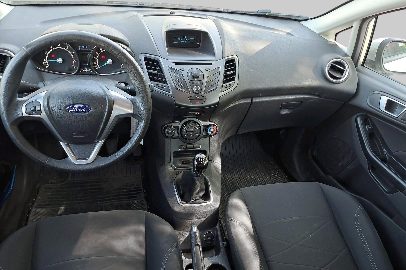 Ford Fiesta iso kuva 1