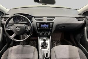 Skoda Octavia esikatselu 11