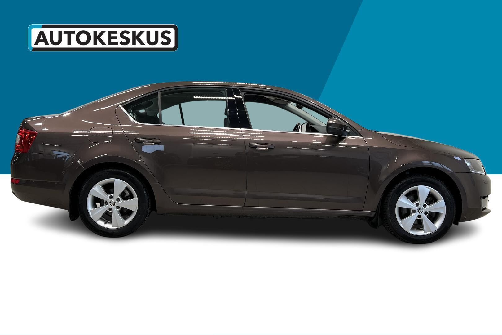 Skoda Octavia iso kuva 4