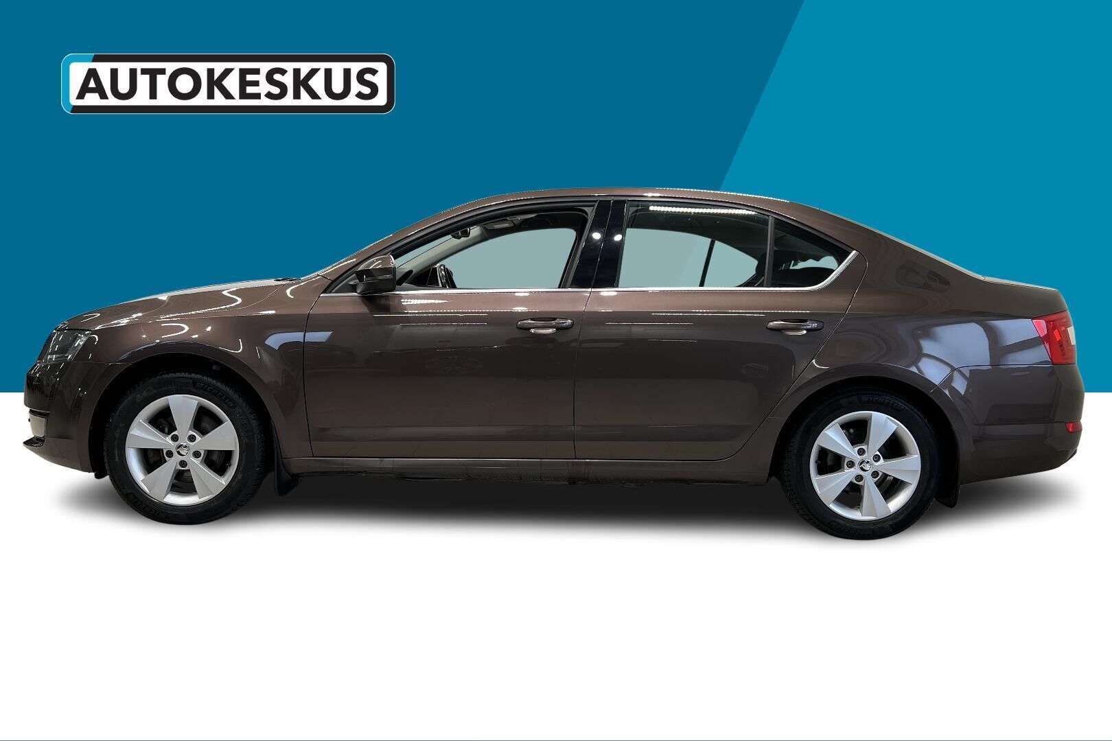 Skoda Octavia iso kuva 8