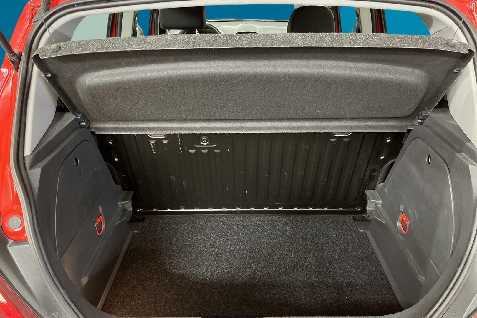 Opel Corsa iso kuva 6