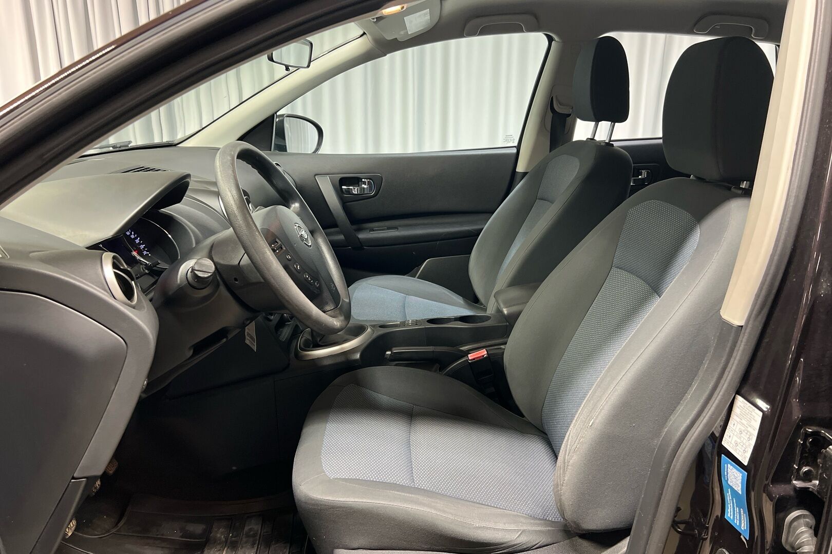 Nissan Qashqai iso kuva 8