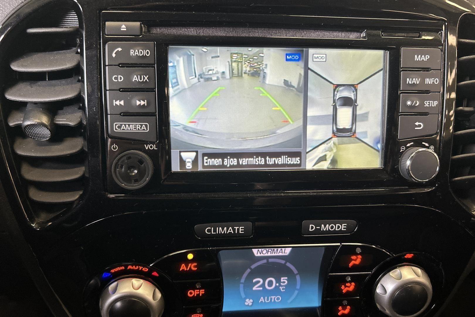 Nissan Juke iso kuva 16