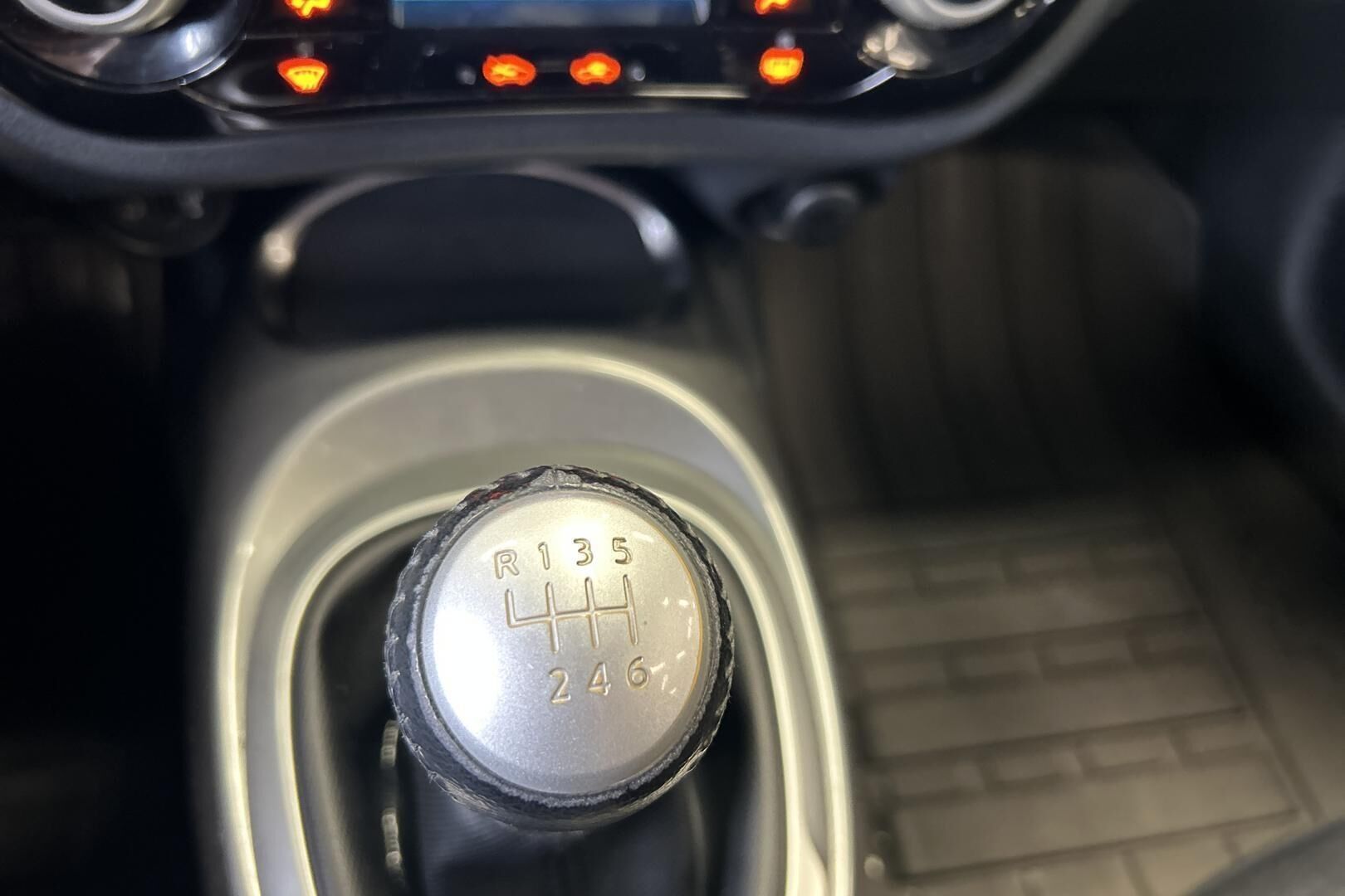 Nissan Juke iso kuva 20