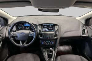 Ford Focus esikatselu 10