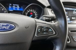 Ford Focus esikatselu 18