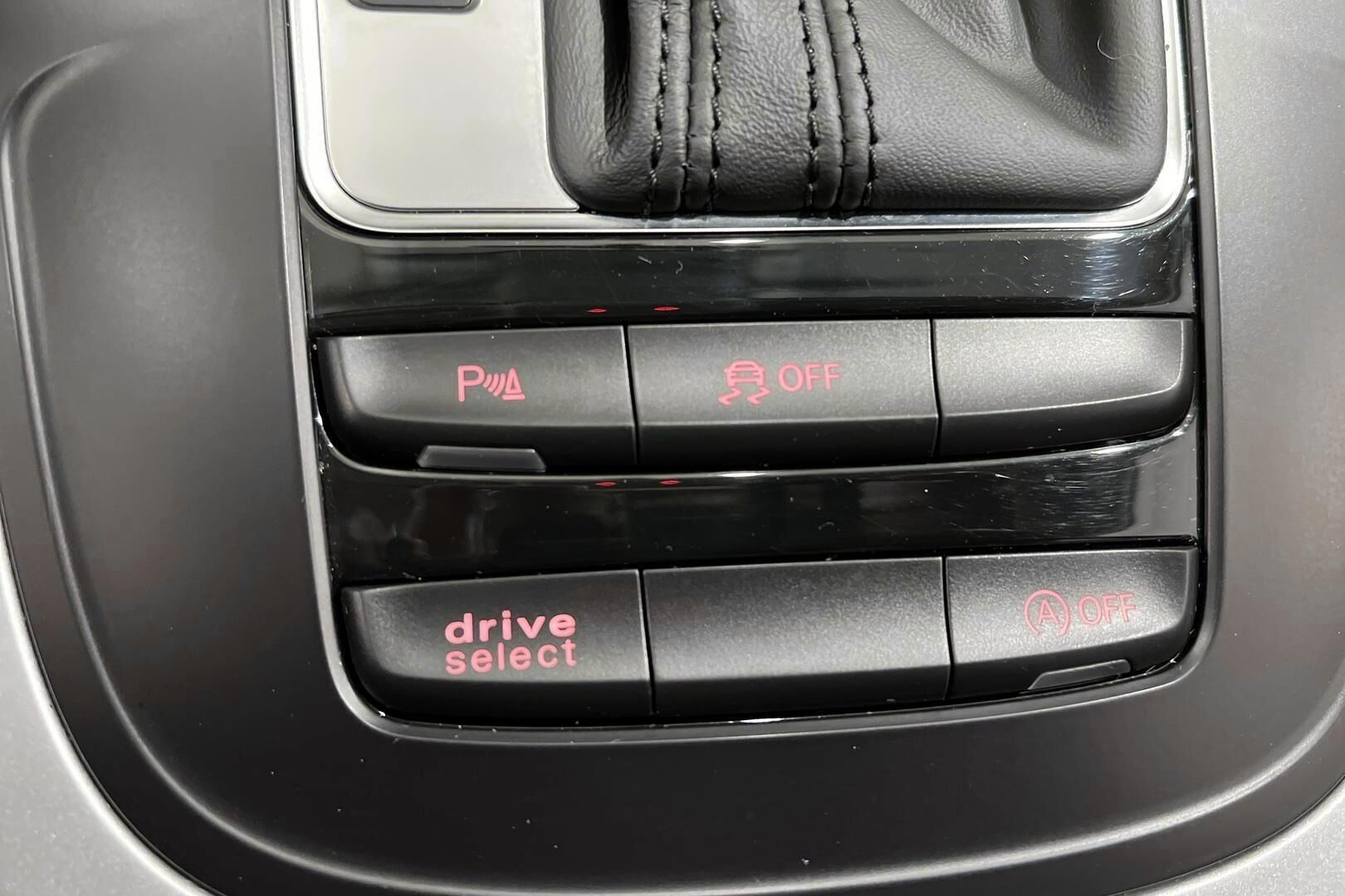 Audi A4 allroad quattro iso kuva 18