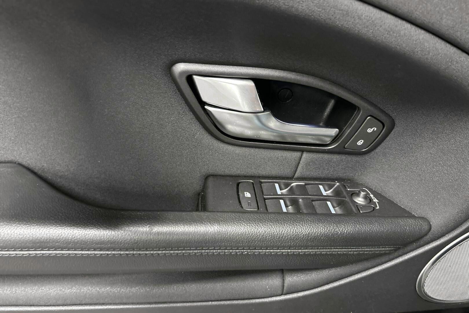 Land Rover Range Rover Evoque iso kuva 26