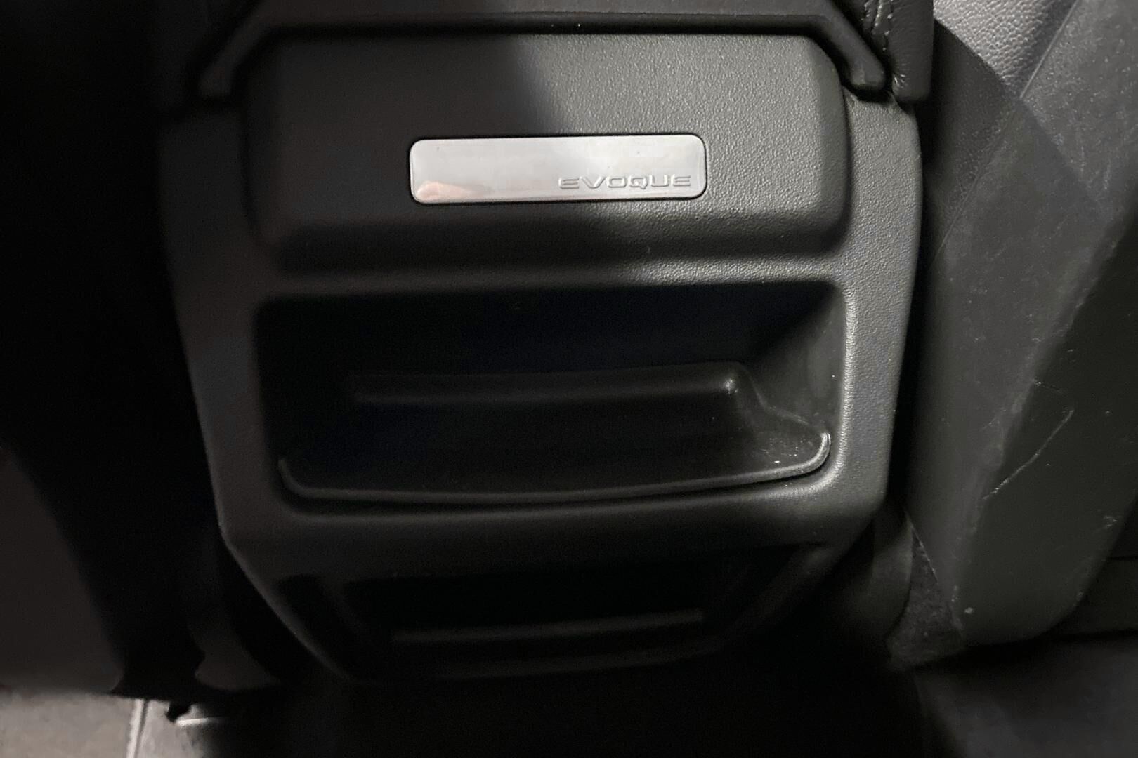 Land Rover Range Rover Evoque iso kuva 30