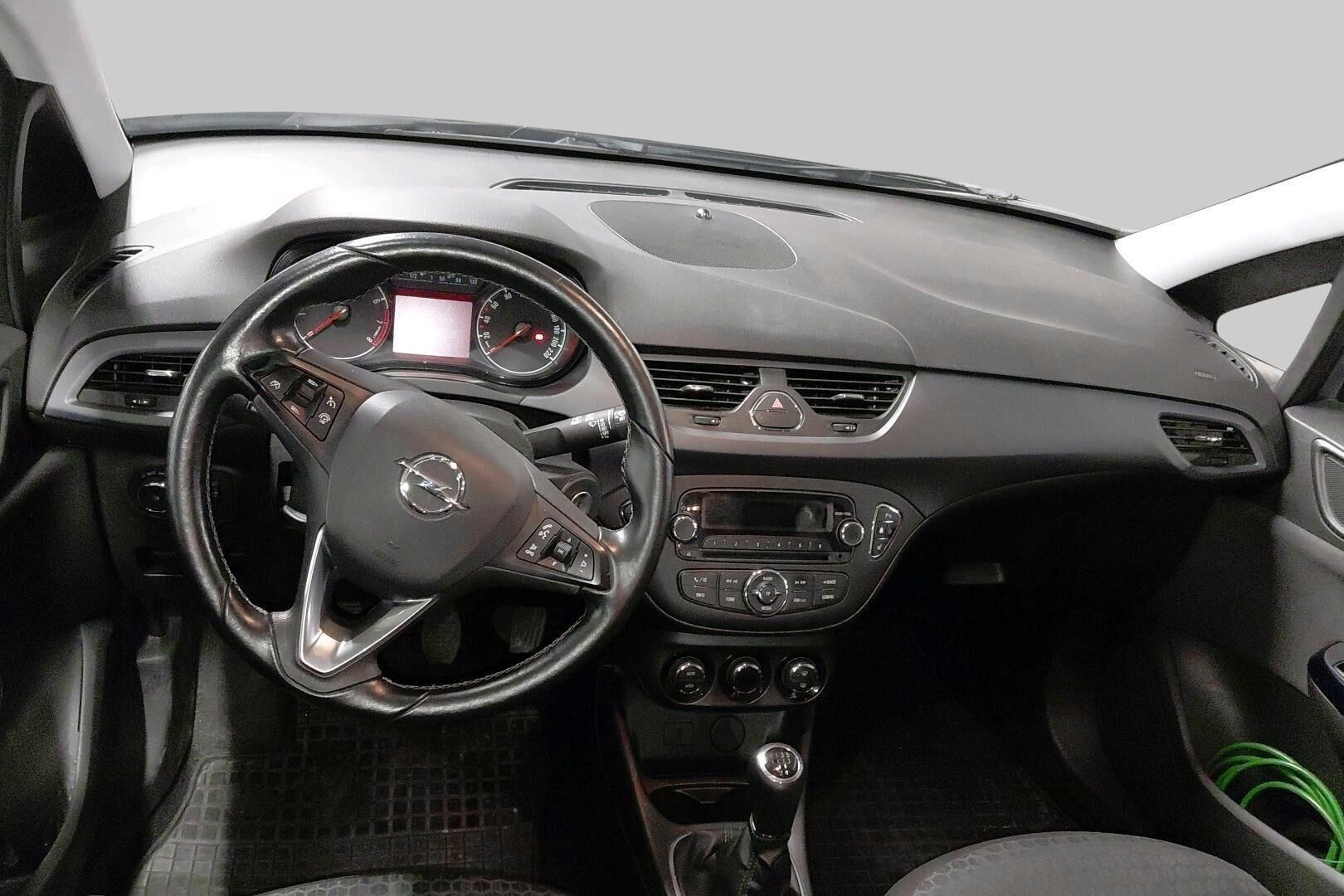 Opel Corsa iso kuva 2