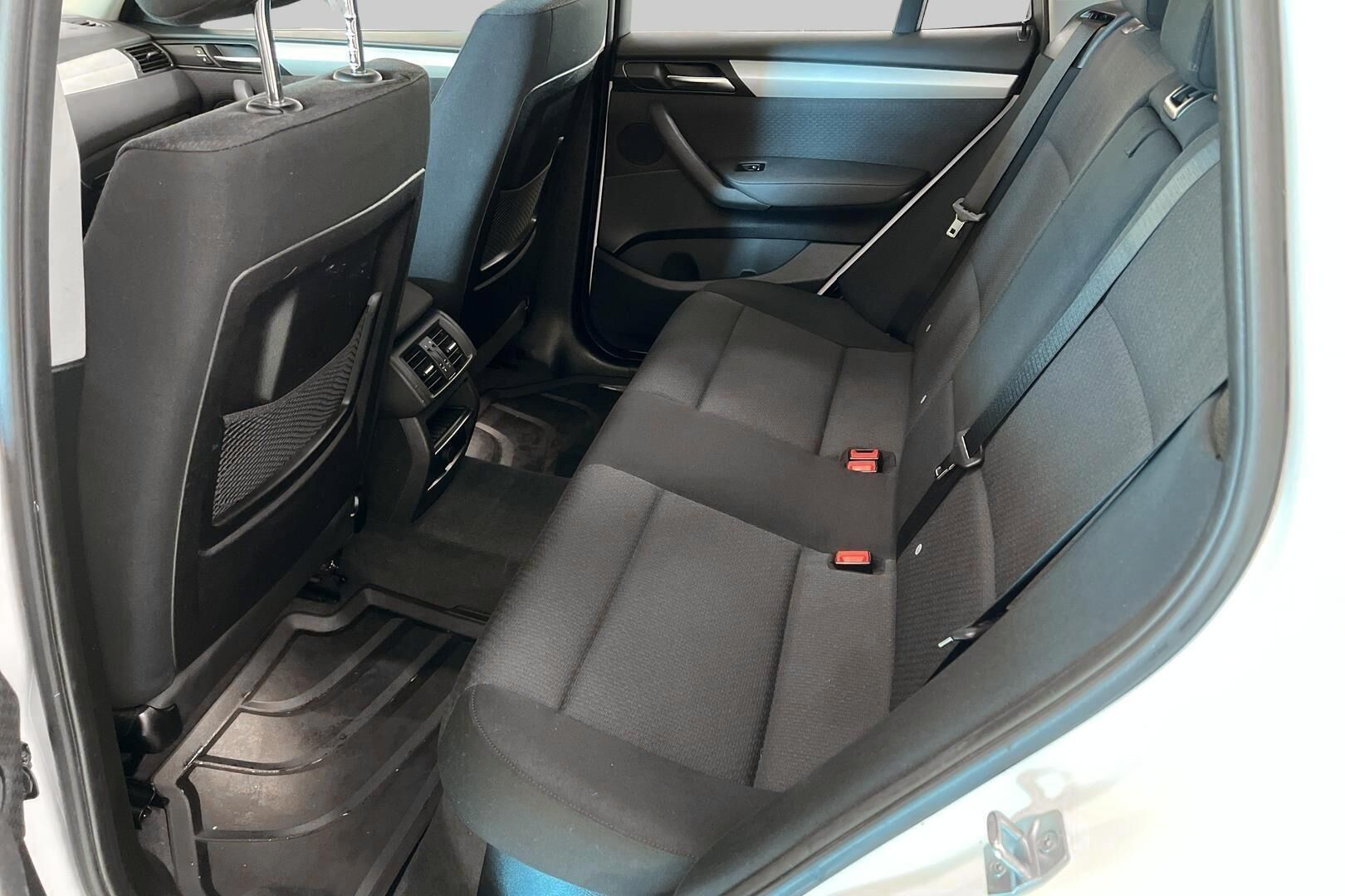 BMW X3 iso kuva 10