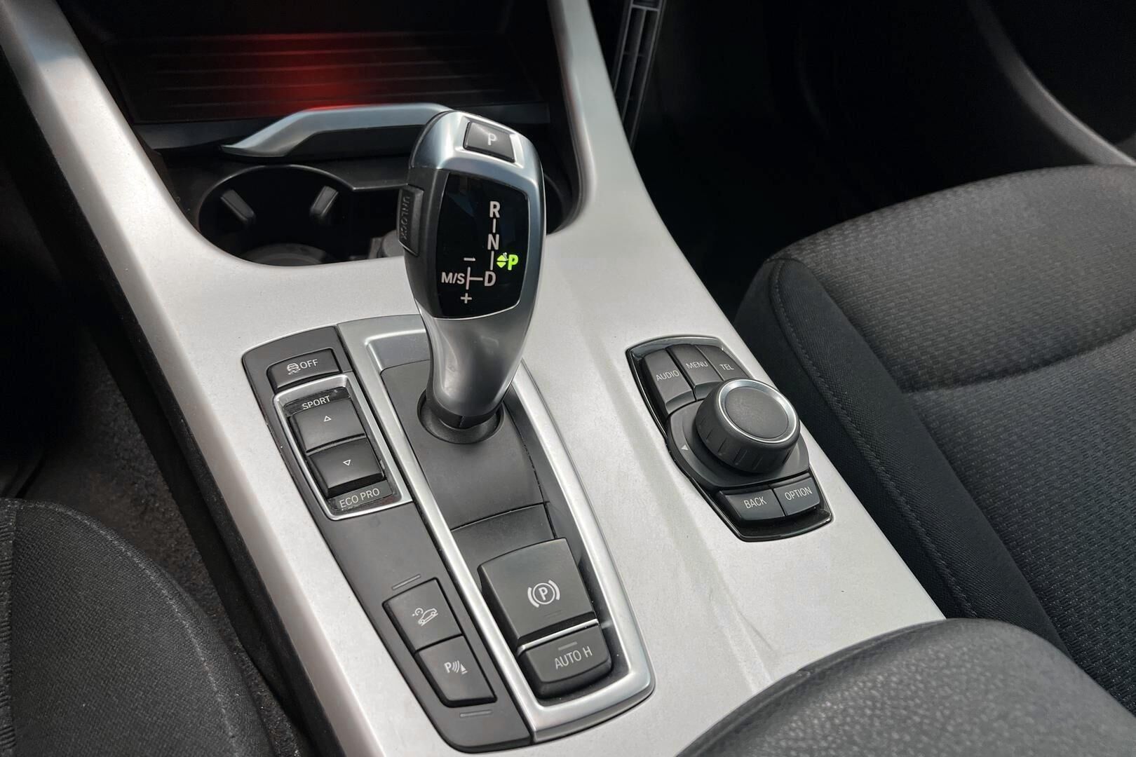BMW X3 iso kuva 16