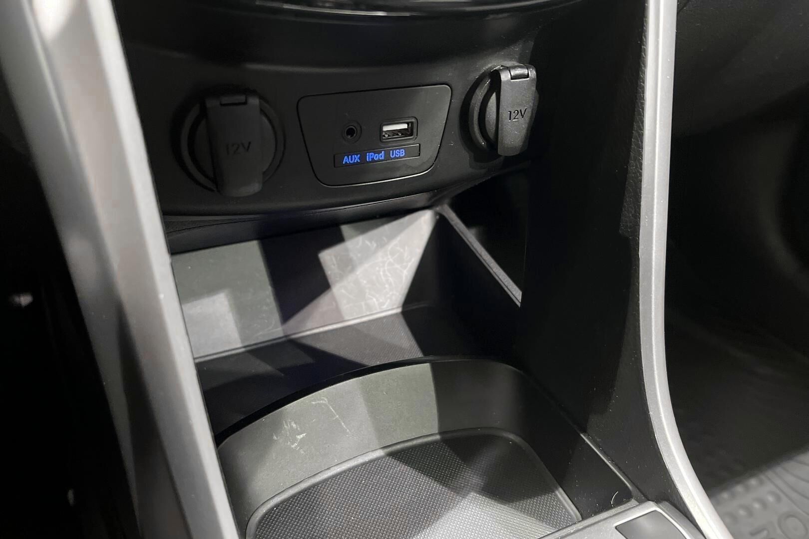 Hyundai i30 5d iso kuva 17