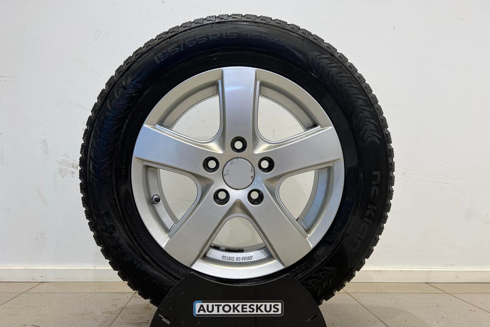 Hyundai i30 5d iso kuva 24