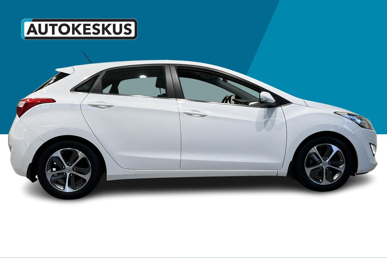 Hyundai i30 5d iso kuva 4