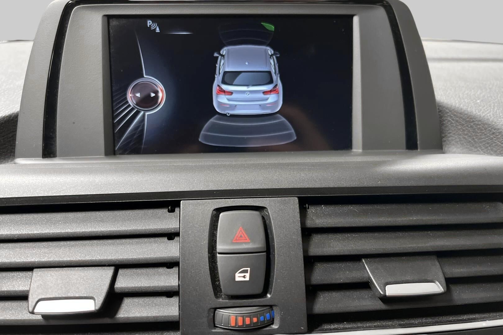 BMW 1-sarja iso kuva 14