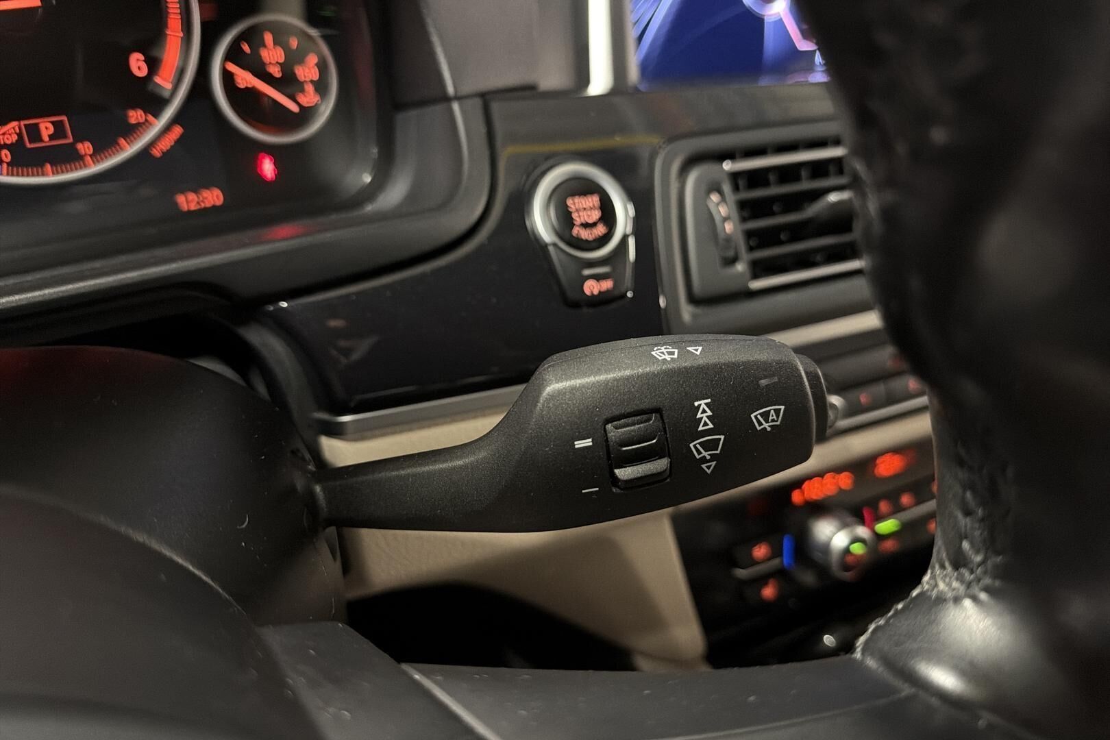 BMW 5-SARJA iso kuva 12