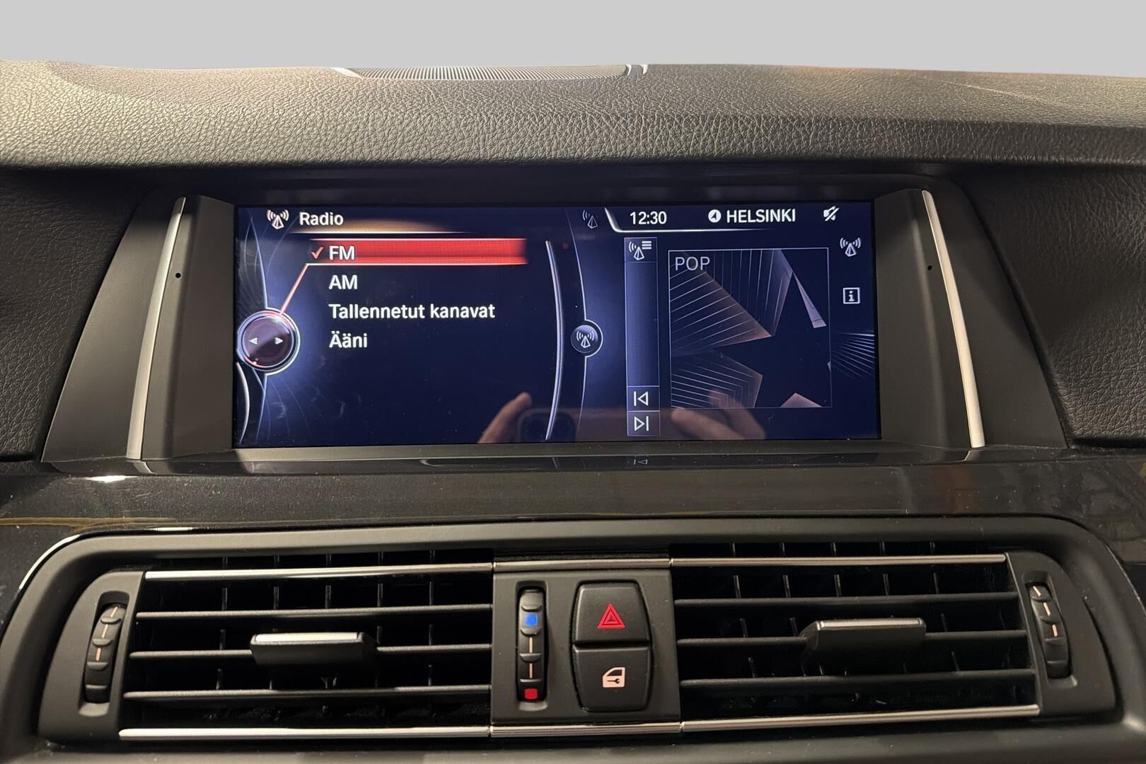 BMW 5-SARJA iso kuva 16