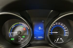 Toyota Auris esikatselu 27
