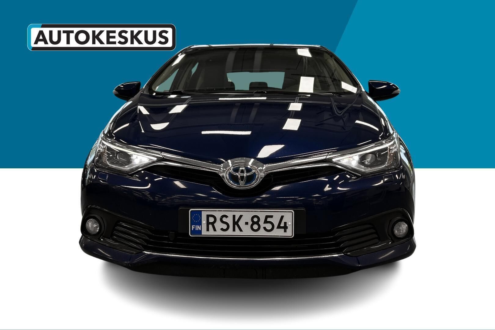 Toyota Auris iso kuva 2
