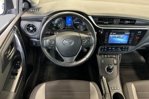 Toyota Auris esikatselu 23