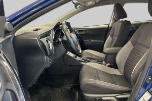 Toyota Auris esikatselu 9