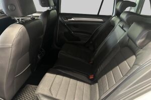 Volkswagen Golf esikatselu 7