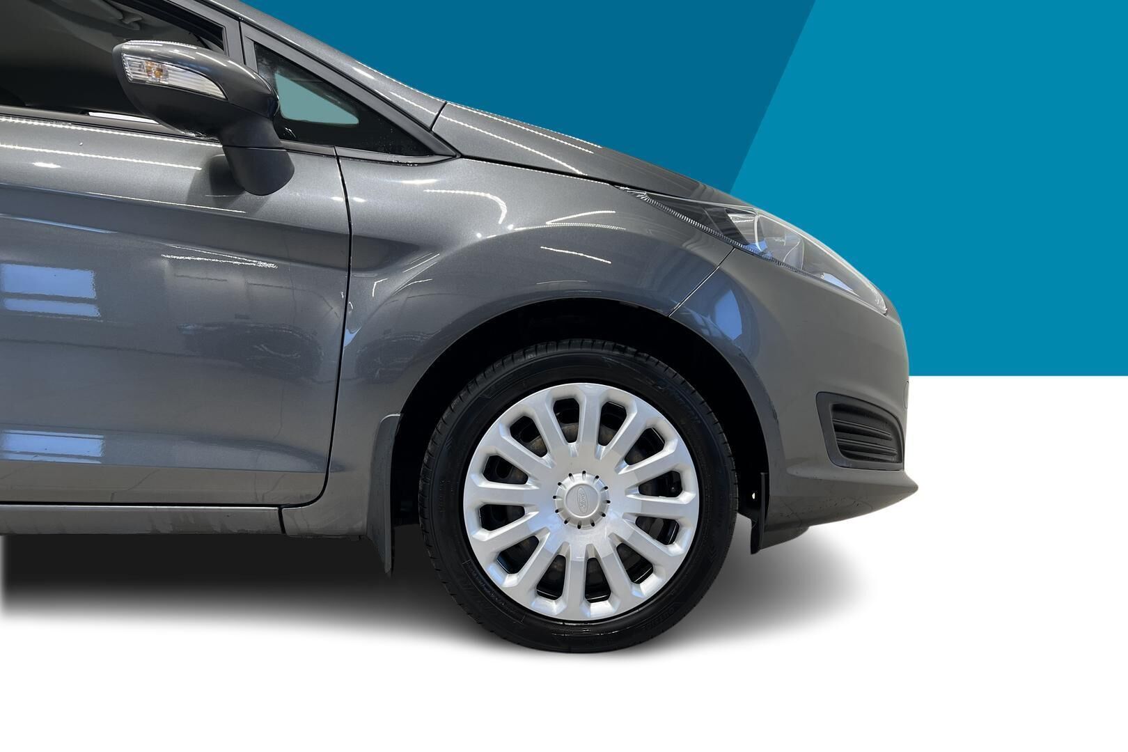 Ford Fiesta iso kuva 13