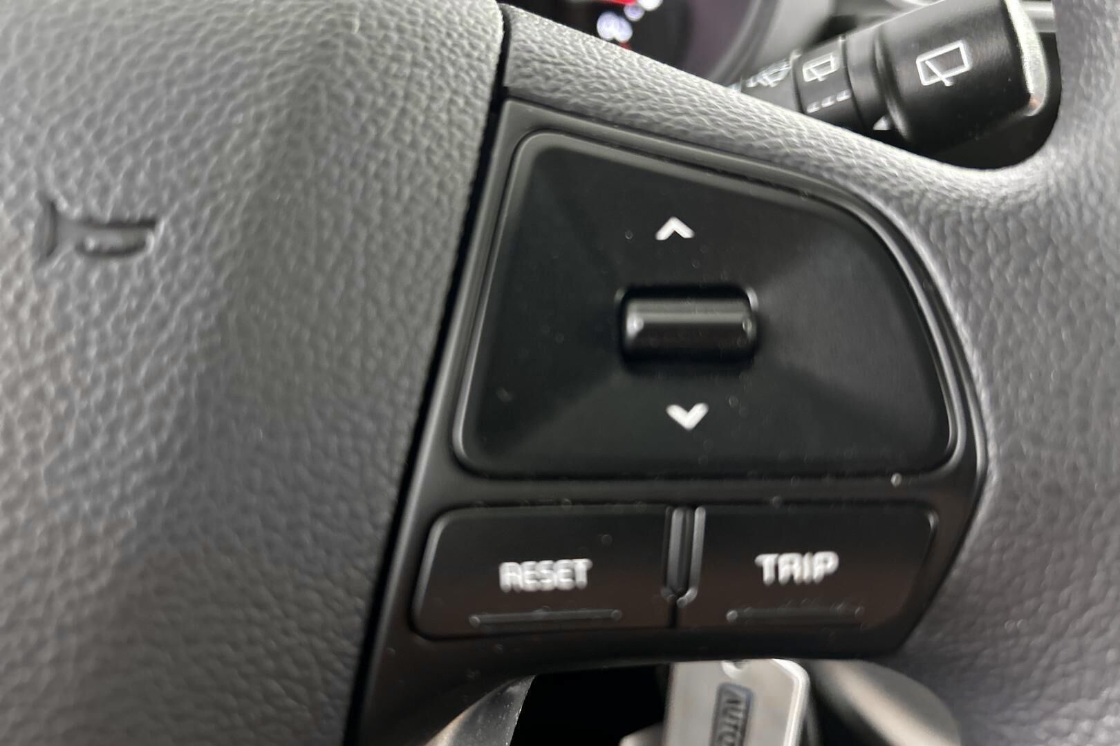 Kia Rio iso kuva 17