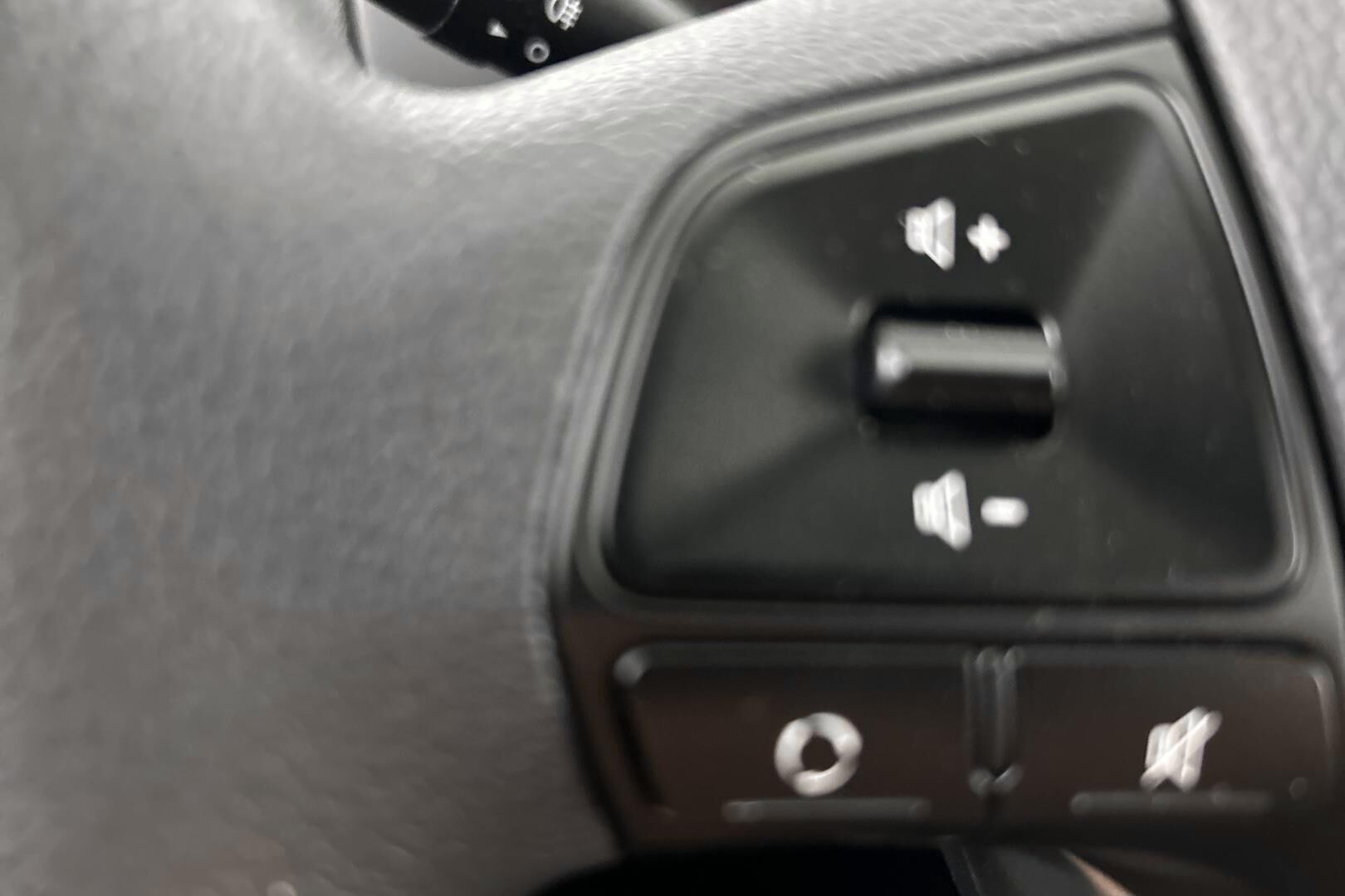 Kia Rio iso kuva 18